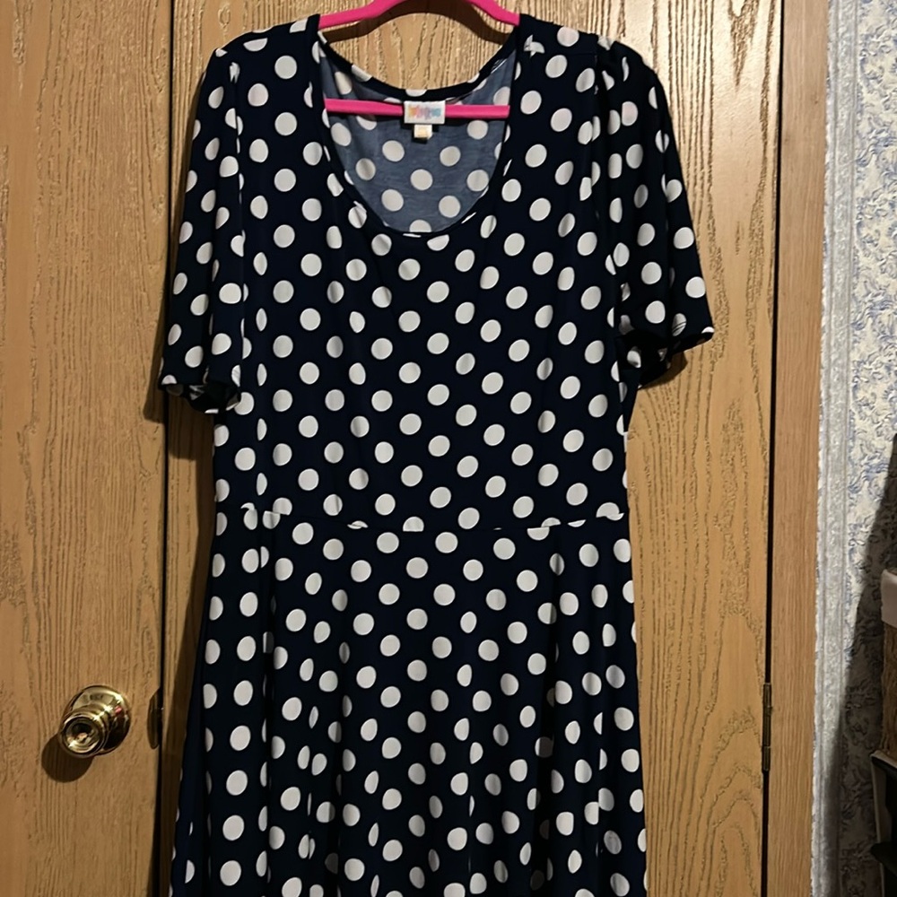 Navy blue LuLaRoe 3X Nicole with pockets